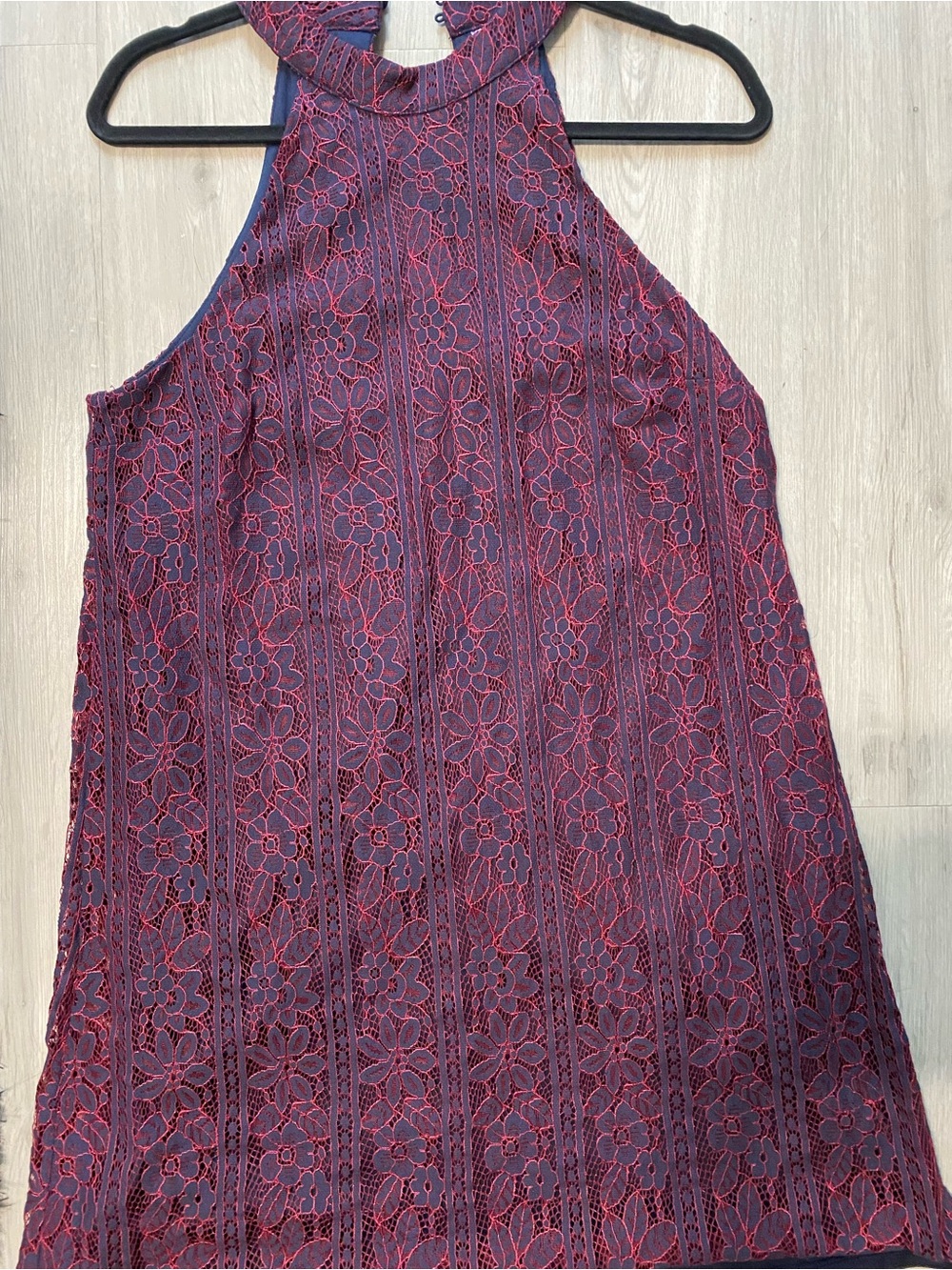 Sleeveless High-Neck Lace Shift Dress in Burgundy